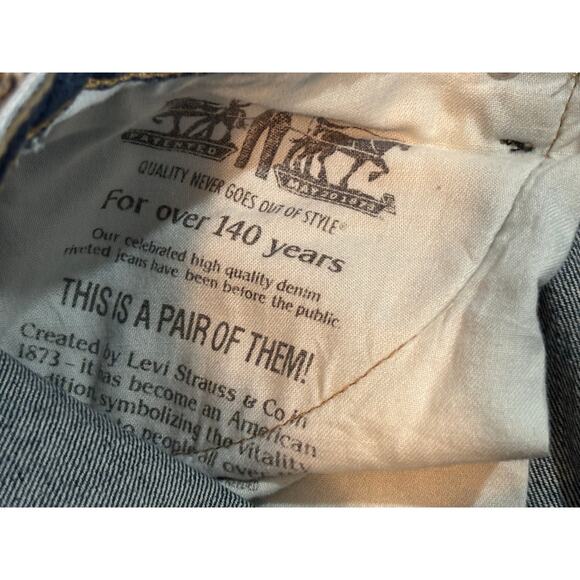 Levi’s 569 Men’s Shorts Light Wash Size 33 - Picture 11 of 12